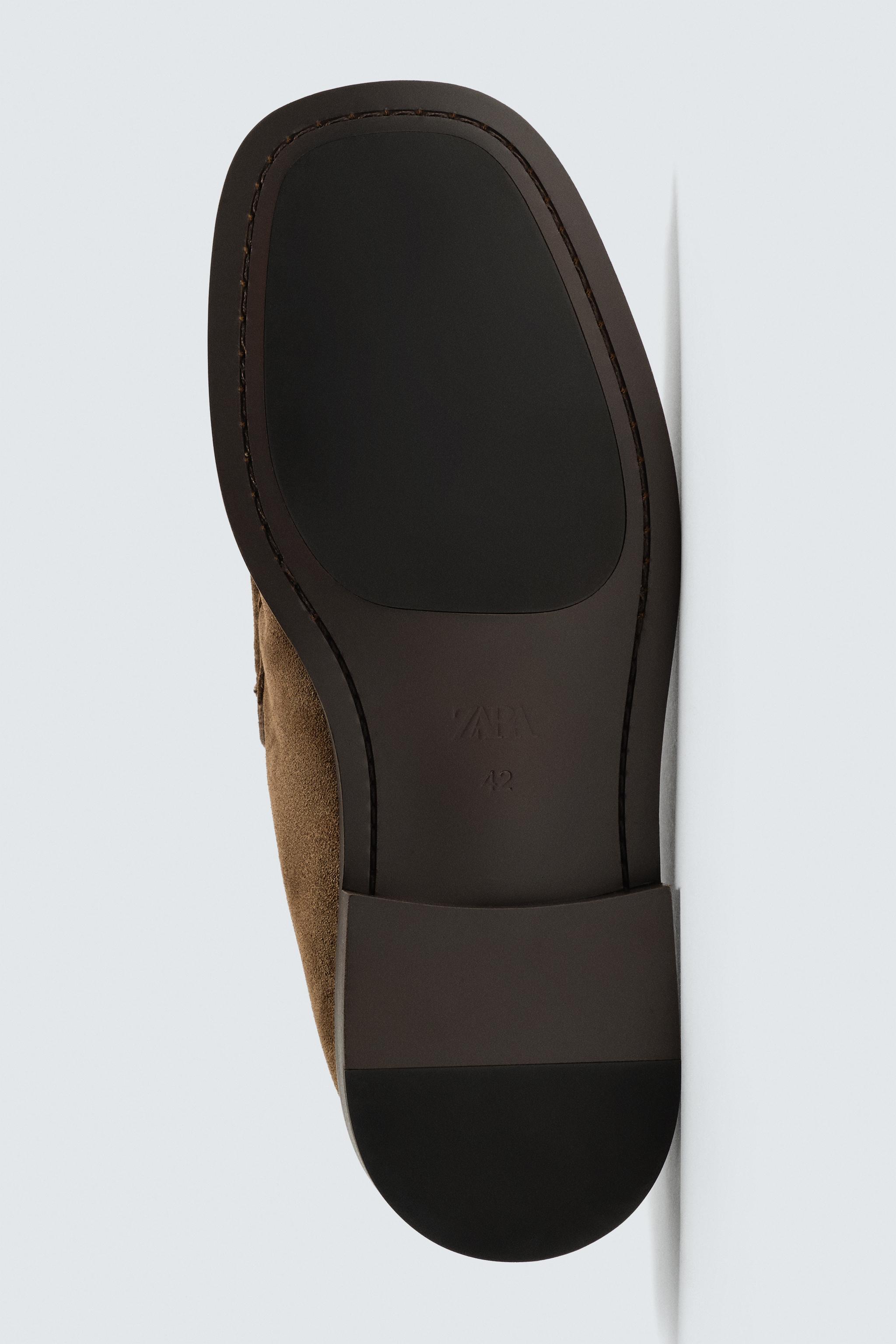 LEATHER LOAFERS